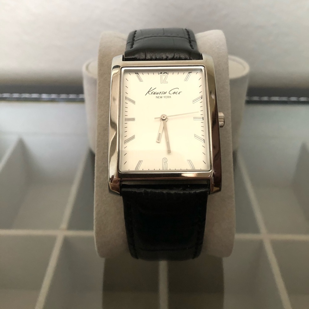 Kenneth Cole Mens watch